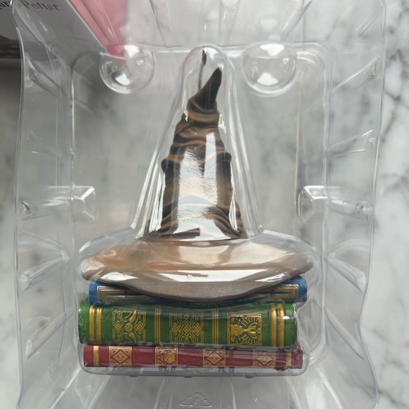 Hallmark  Harry Potter Sorting Hat Christmas Ornament With Sound and Motion NEW - Picture 4 of 4